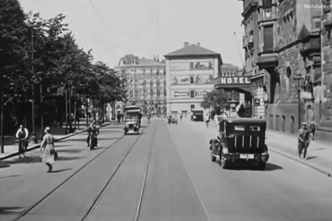 Straßenbahnfahrt im Jahr 1931 in Leipzig